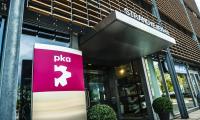 PKA logo og bygning